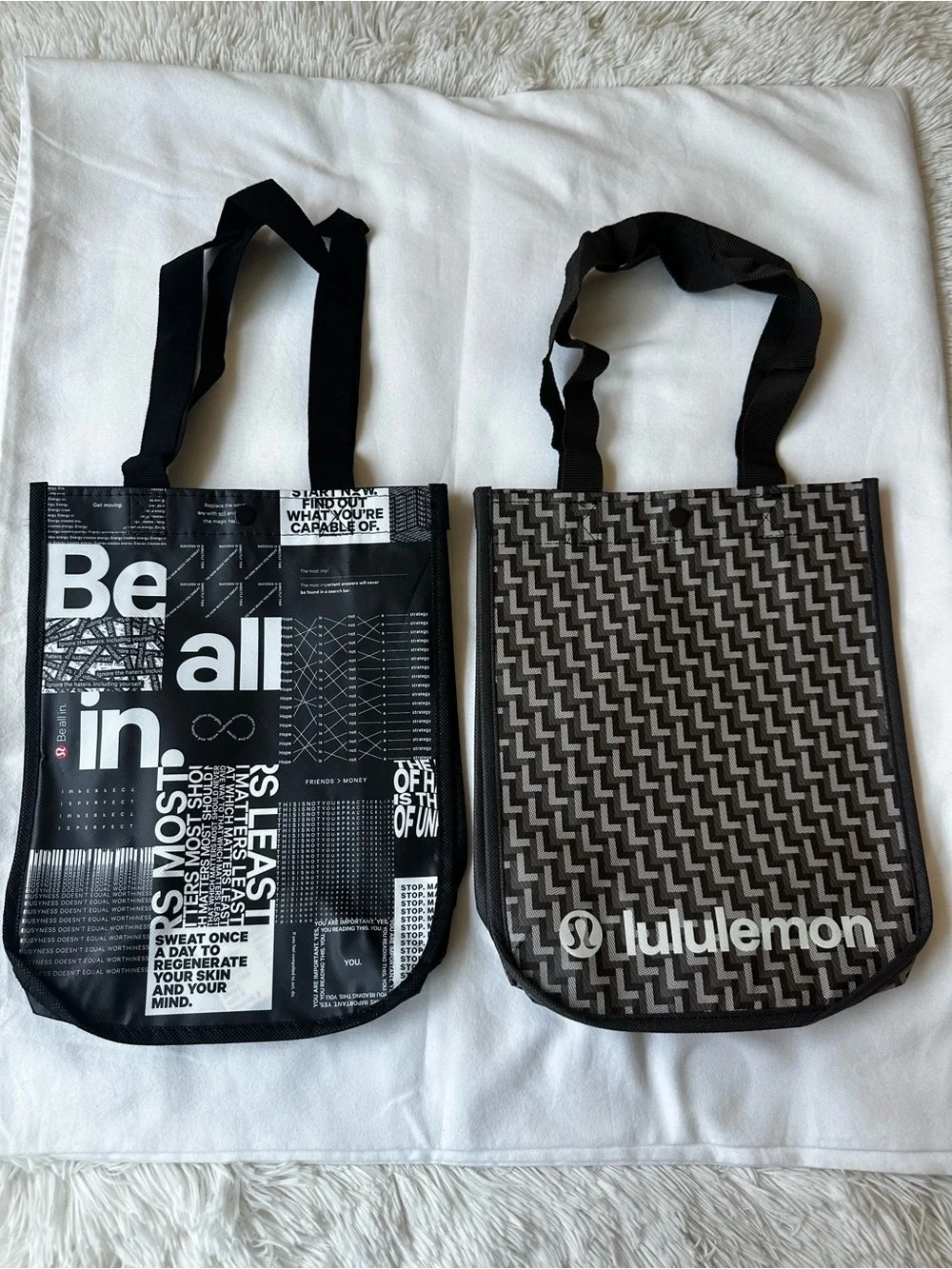 LULULEMON Reusable Shopping Tote Bags Black Gray Logo Shopper Set of 2